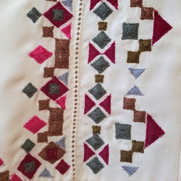 Ann Taylor Top - Picture 3 of 11